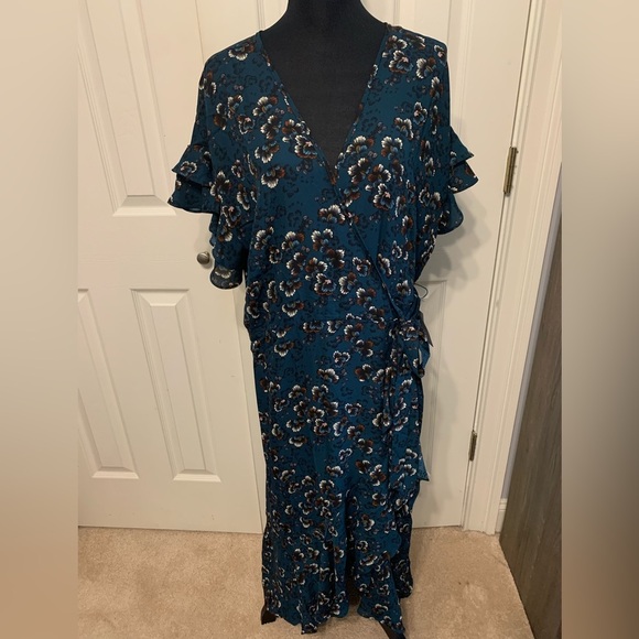 Max Studio Dresses & Skirts - Max Studio High-Low Wrap Dress